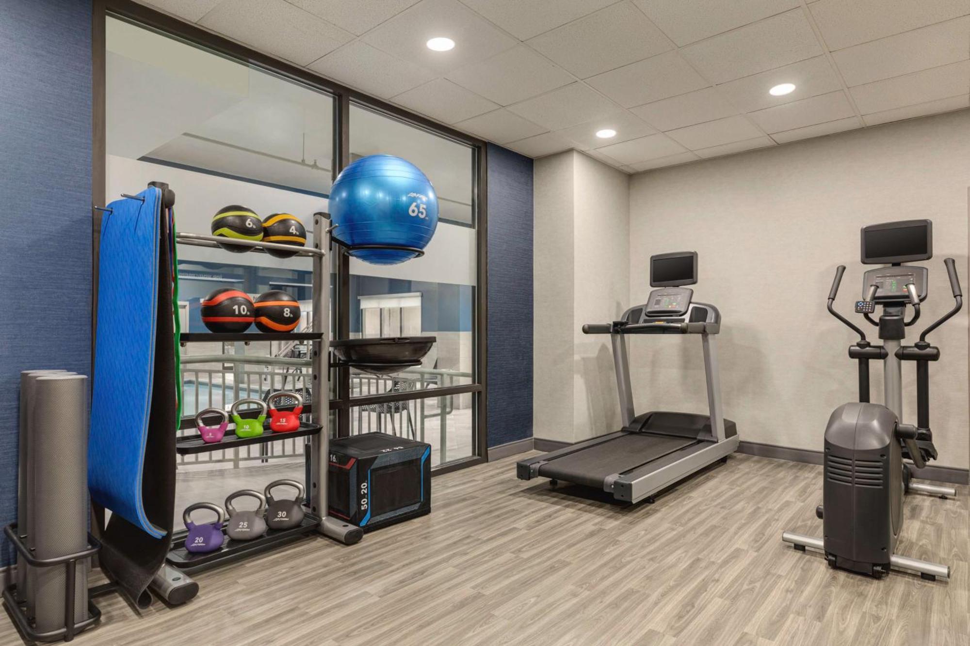 Hampton Inn Waynesboro/Stuarts Draft Fishersville Ngoại thất bức ảnh